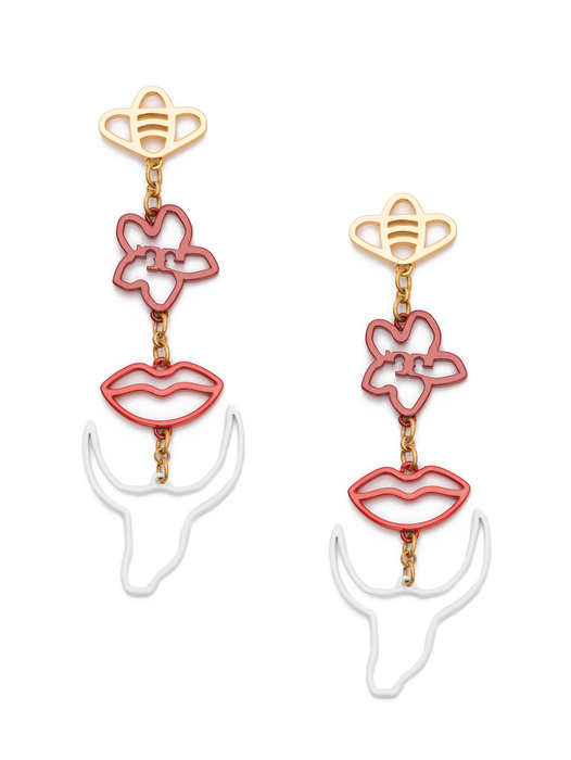 Tory Burch SYLVAN系列耳環,8,590元。